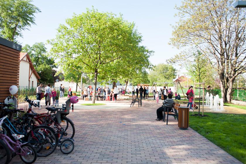 Akácfa utcai csobogós játszótér – Óbuda