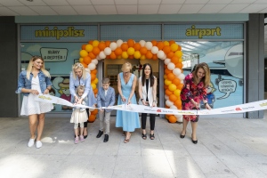 A repülőtér beköltözött a Minipoliszba