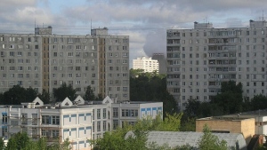 Tízemeletnyi zuhanást élt túl egy egyéves kislány Moszkvában