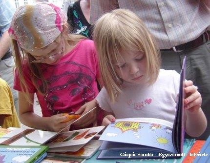 A következő kép nem jeleníthető meg, mert hibákat tartalmaz: „https://www.koloknet.hu/files/220_olvas_cikkbe.jpg”.