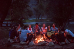 Még a kijelölt tűzrakóhelyeken is tilos tüzet gyújtani a kánikula miatt