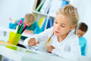 Miért gyermekkorban legerősebb az agyi plaszticitás? 