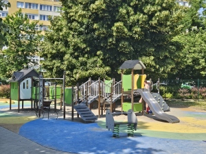 Ez nem csak egy menő játszótér, hanem a nyári szünet kedvenc chillspotja! (Fotók)