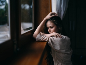 Egyre több a szándékos önsértés (vagdosás, ütés, tépés) gyerekeknél, ezért!