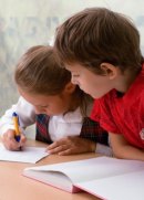 A következ&odblac; kép nem jeleníthet&odblac; meg, mert hibákat tartalmaz: „https://www.koloknet.hu/files/370_paros_munka_cikkbe.jpg”.